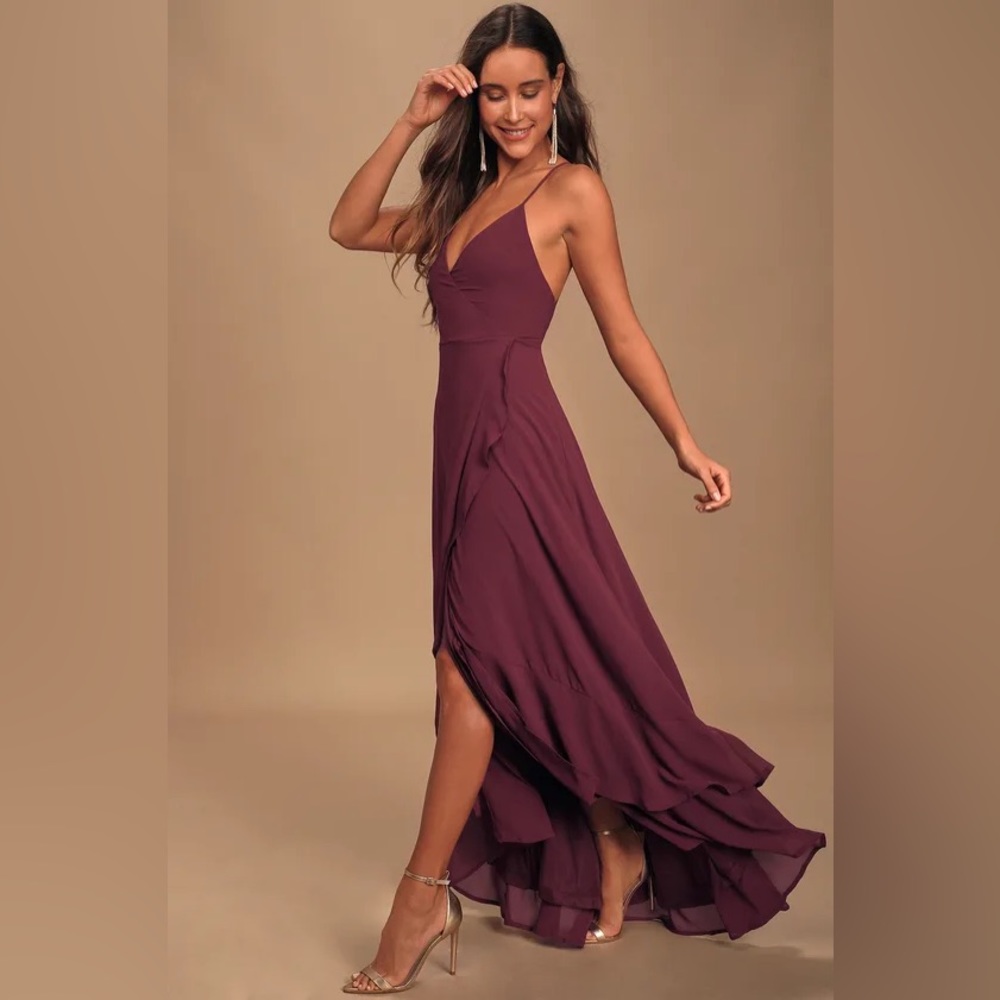 Lulu’s In Love Forever Plum Lace-Up High-Low Maxi Dress size small in plum